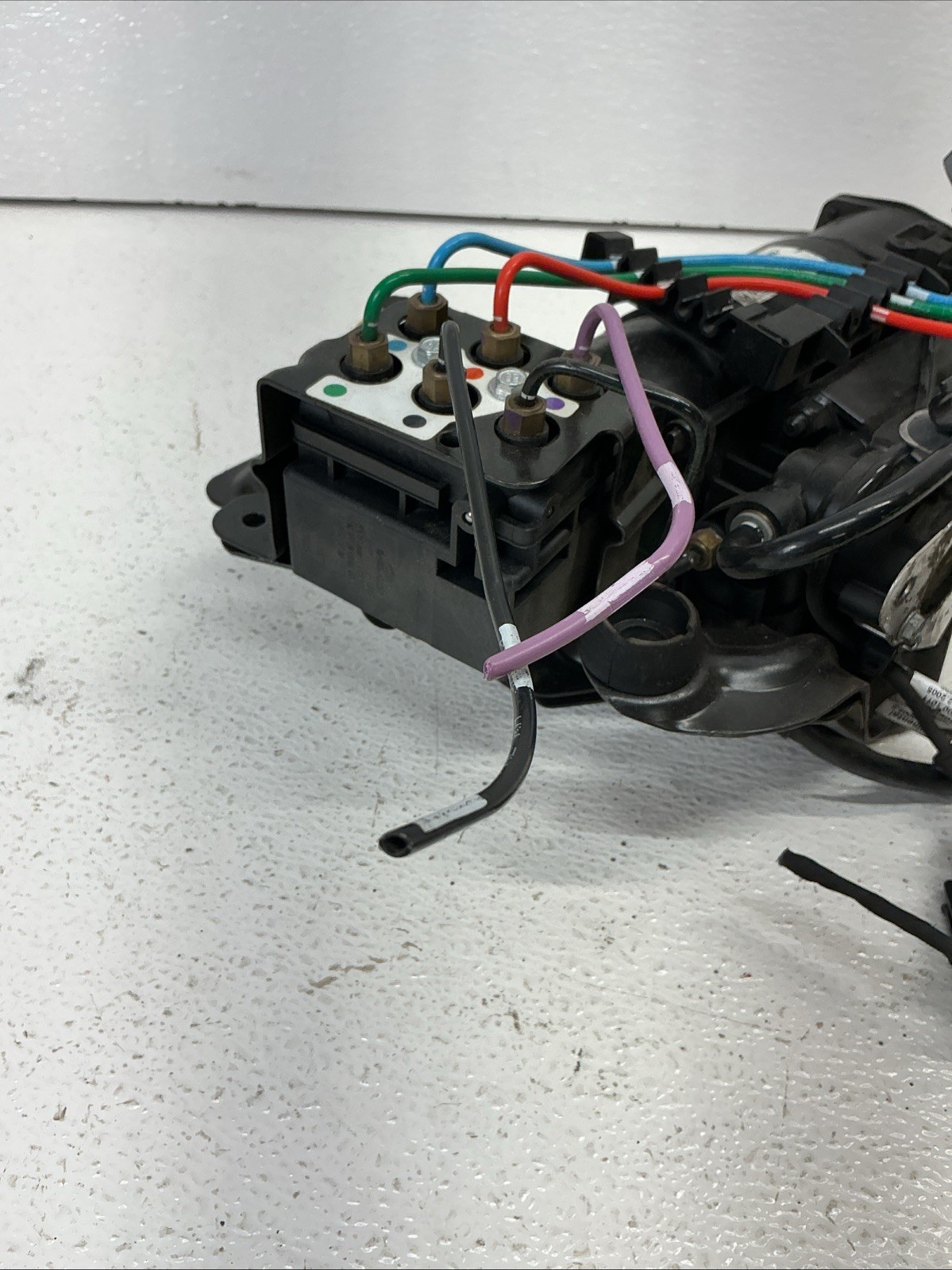 03-18 Bentley Continental GTC GT Flying Spur Air Suspension Compressor Pump OEM