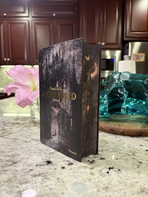 Alchemised By SenLinYu Exclusive Edition w/ Sprayed Edges