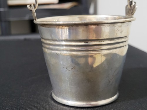 Vintage Sterling Silver Miniature Pail Bucket by "Edr Lam Gouwns"? Sterling 63g - Picture 11 of 24