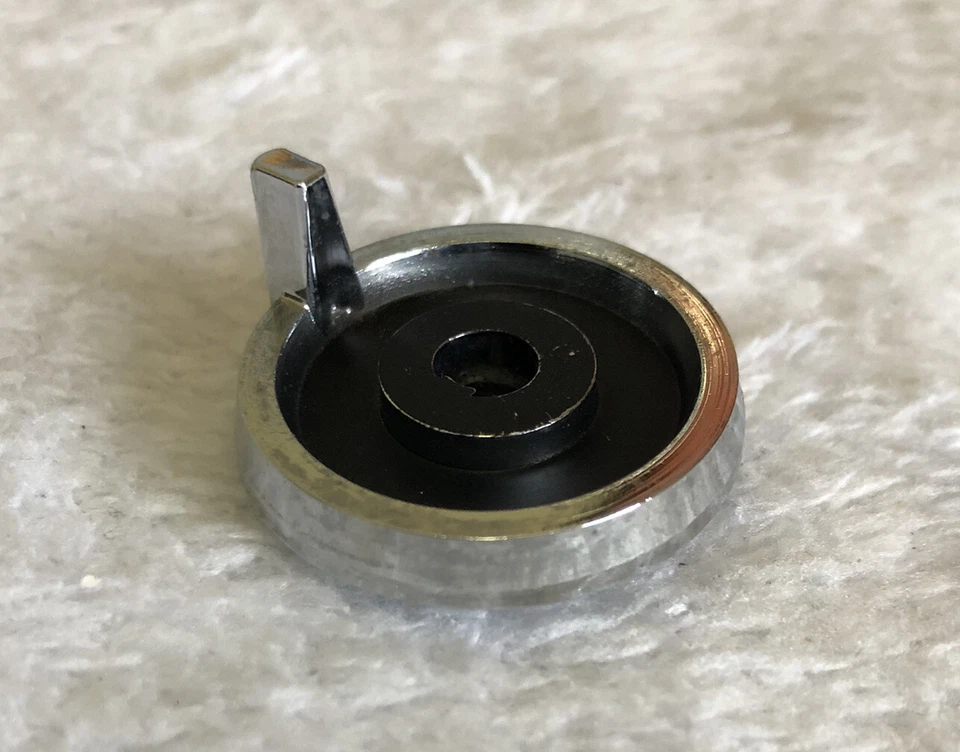 ¡¡NUEVO RARO!! GM 1976-1987 Chevrolet Chevette cromo perilla de radio # 362578 ¡¡BONITO!!! Foto 2 de 4