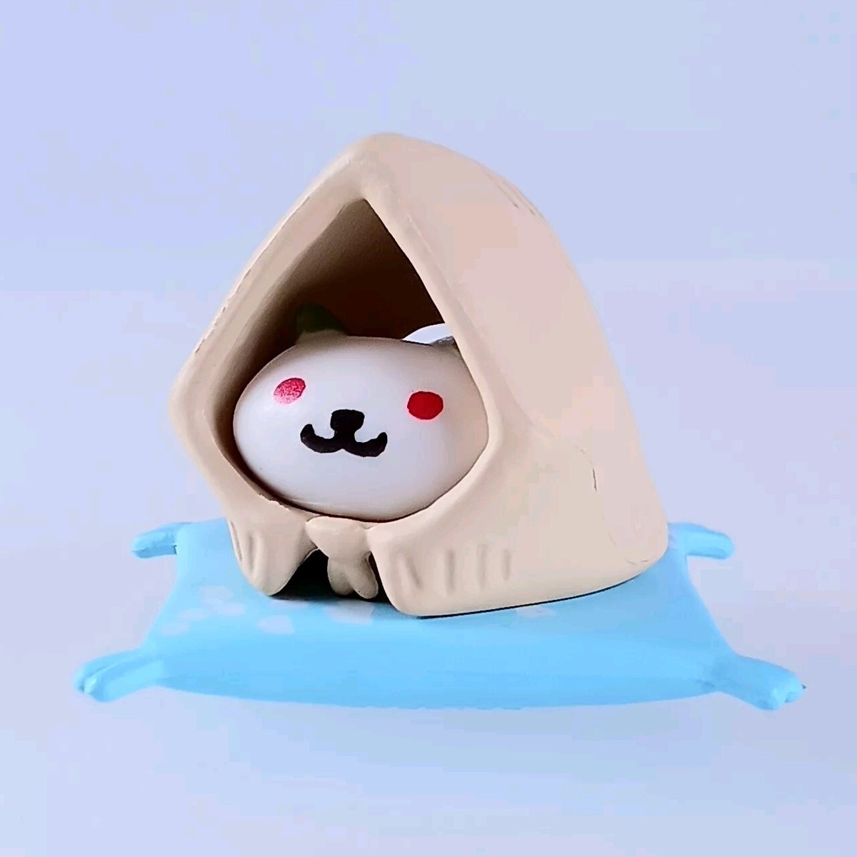 Frosty Neko Atsume: Kitty Collector Desktop Figure From Japan