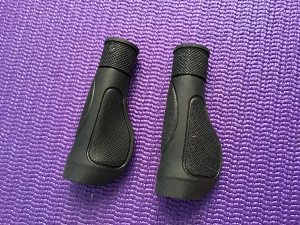 BICYCLE BMX, CRUISER, ATB, MOUNTAIN BIKE BLACK SOFT FLANGE HANDLEBAR BAR GRIPS🔥 - Image 2 of 3