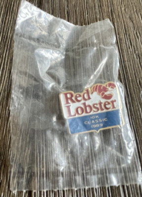 Red Lobster Special Olympics Pin 1989 International Winter Games Logo Red White 