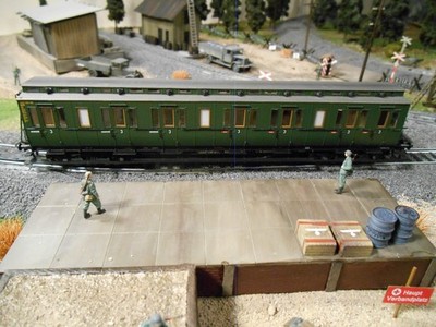 HO Brawa German Troop Car #45253