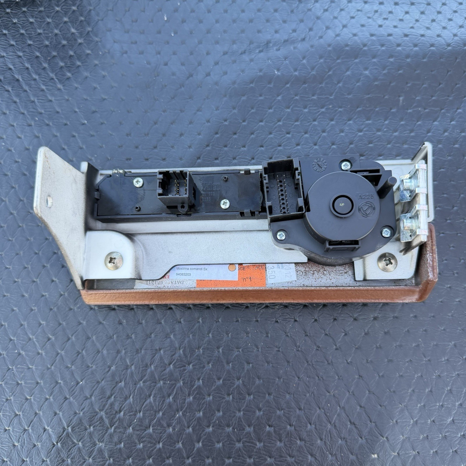 Maserati Quattroporte 2005-2008 Headlight switch