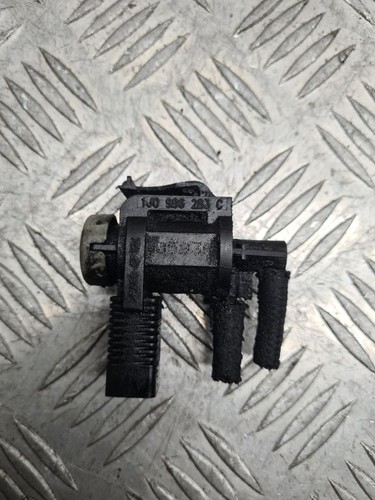 Volkswagen Golf IV 2002 Diesel Turbolader Druckwandler Magnetventil DRA19893