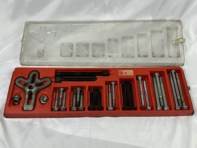 Mac Tools STP100 Steering wheel / Harmonic balancer puller set