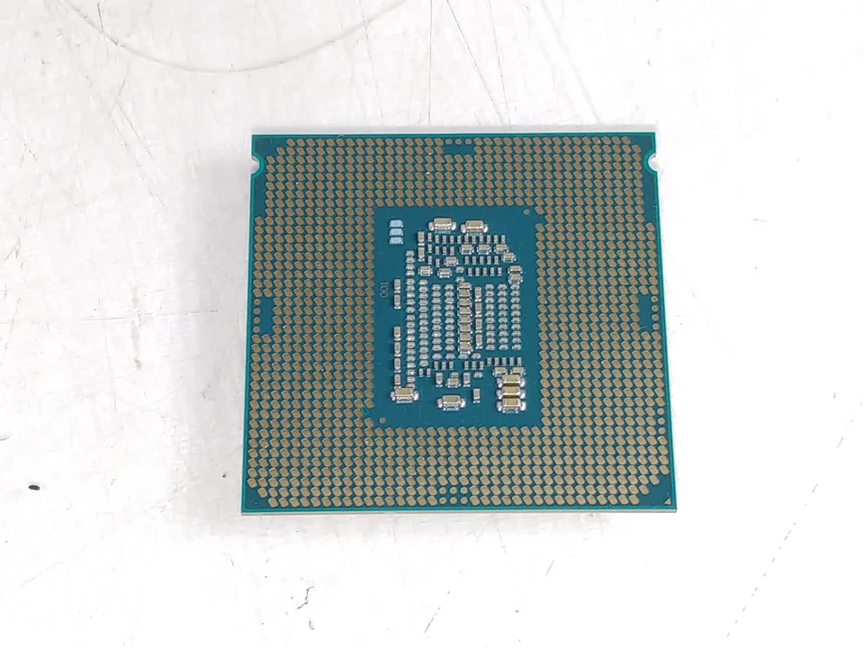Intel Core i3-8100 3.6 GHz LGA 1151 Desktop CPU Processor SR3N5 - Image 2 of 4