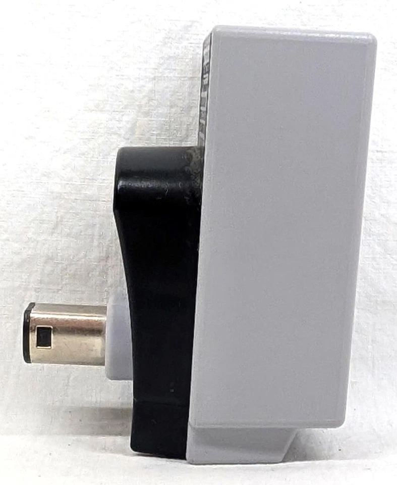 Official Nintendo GameCube WaveBird Wireless Controller Receiver - Image 4 of 4