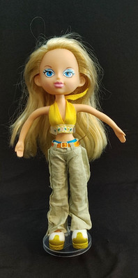 2004 Wilco We Teens 10  Posable Bendable Hip Hop Doll Blonde Hair Blue Eyes