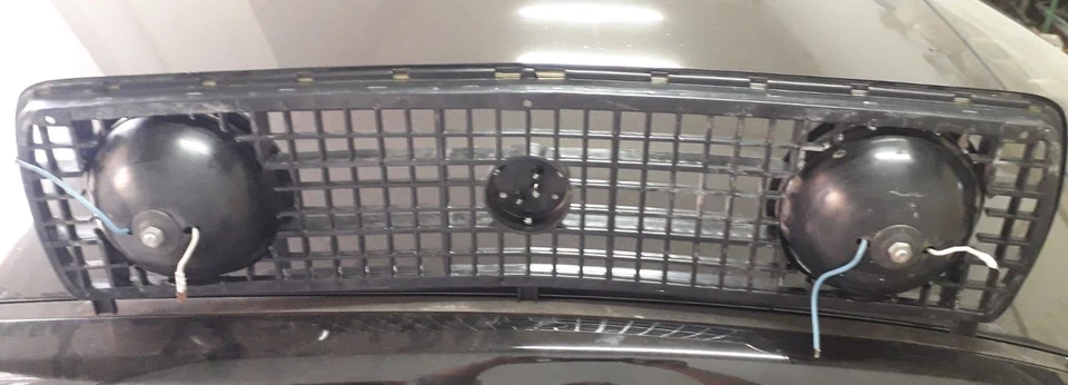 MASCHERINA GRIGLIA ANTERIORE + FENDINEBBIA CARELLO AUTOBIANCHI A112 2 3 SERIE - Immagine 3 di 3