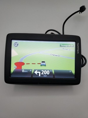 TomTom 4EN52 Z1230 GPS Navigation Tested & Working USB Cable Suction Mounting