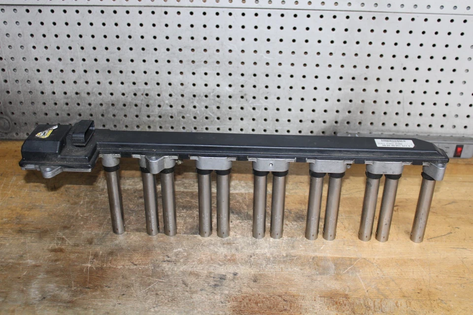 Paquete de bujías de encendido derecho W220 para Mercedes V12 2751500680 Foto 2 de 4