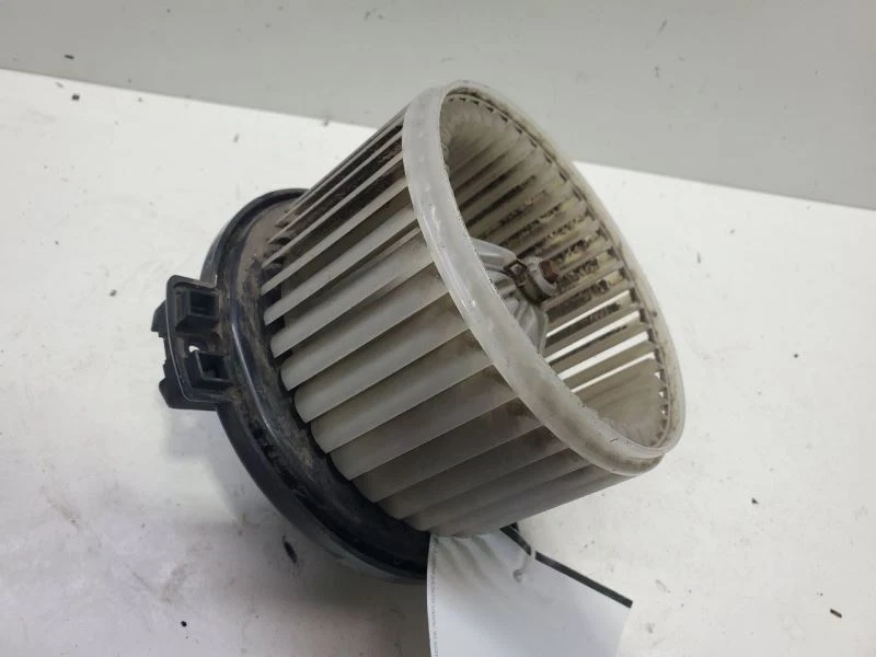 1995-2004, Toyota Tacoma, motor soplador, 3,4 L, número de pieza: 87103-04030 Foto 3 de 4