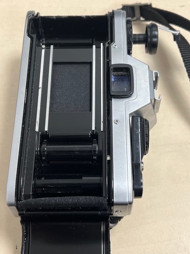 Olympus OM10 Film Camera 35mm SLR With Manual Adapter Classic Photography - Picture 7 of 9