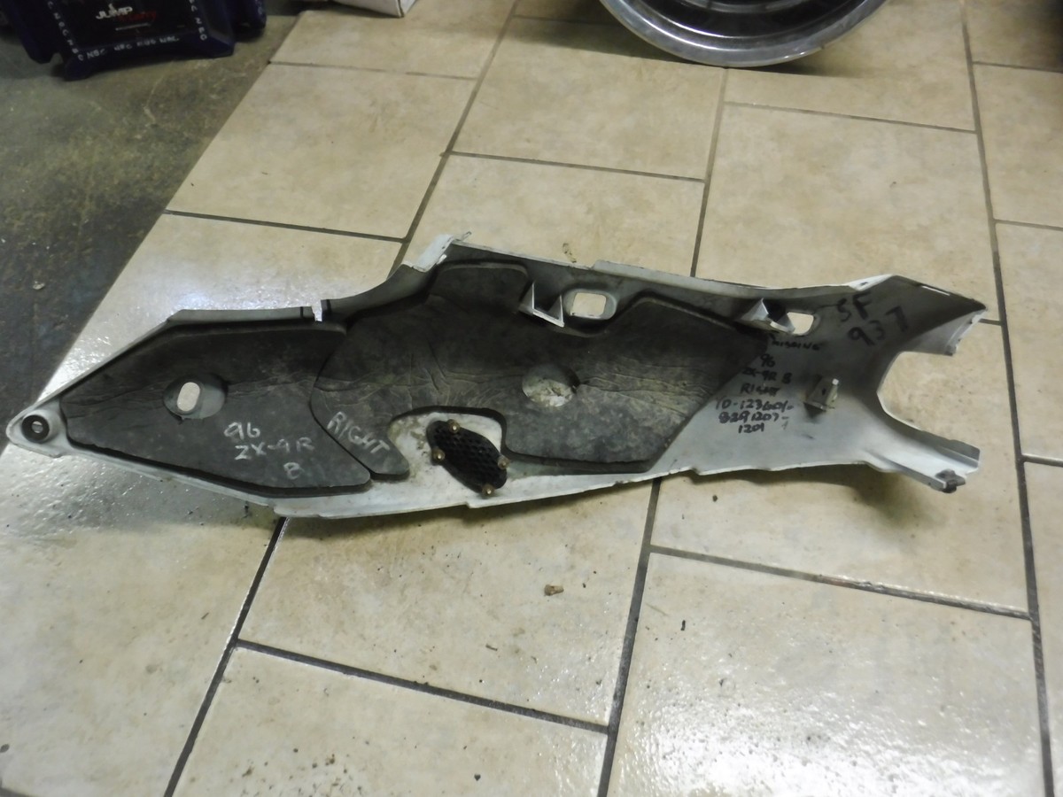 sava 94-97 Kawaski ZX9 ZX9R 900 Right Side Tail Cover Fairing