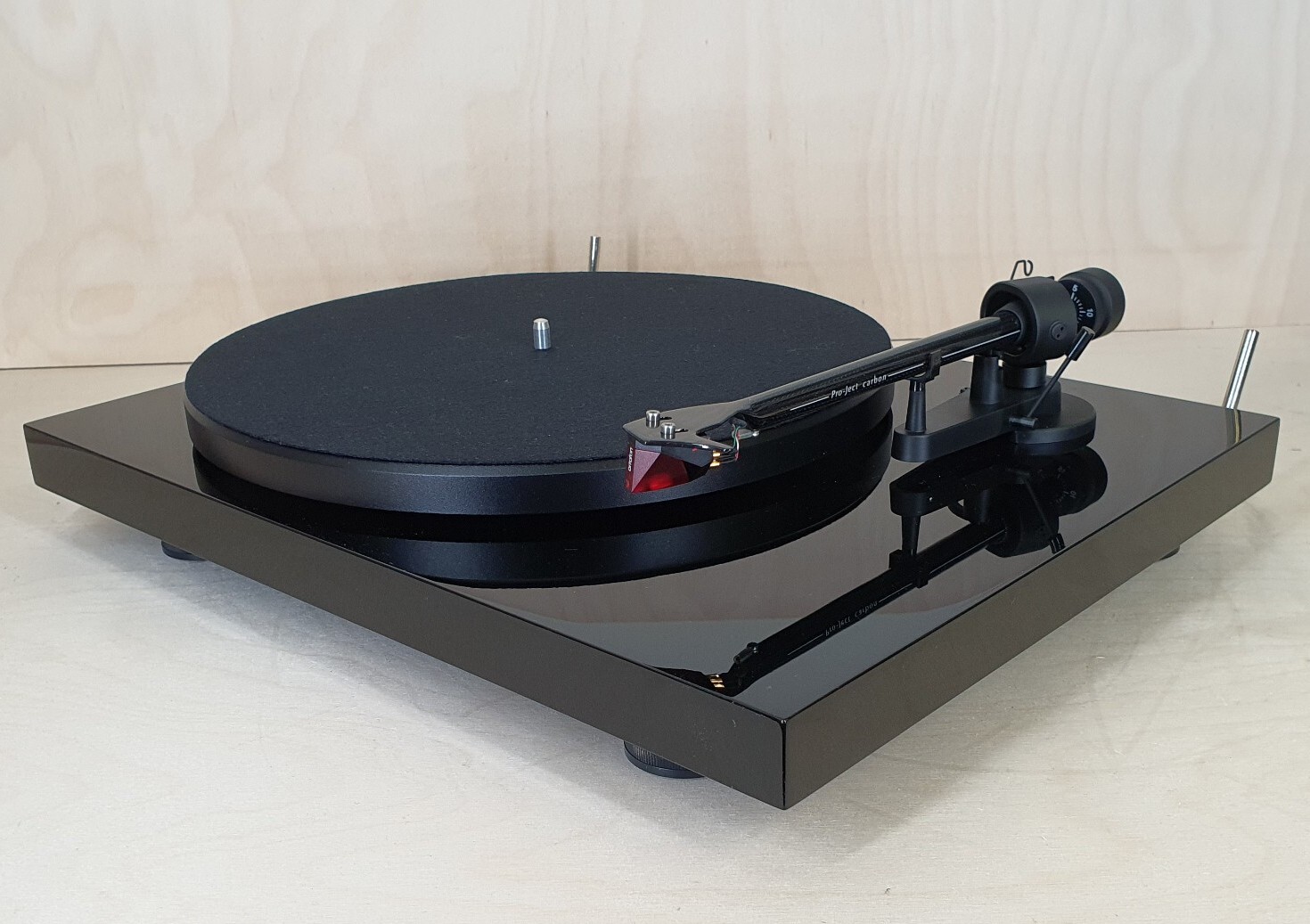 Rega Planar Tocadiscos Pro-Ject Debut III Con Aguja Ortofon