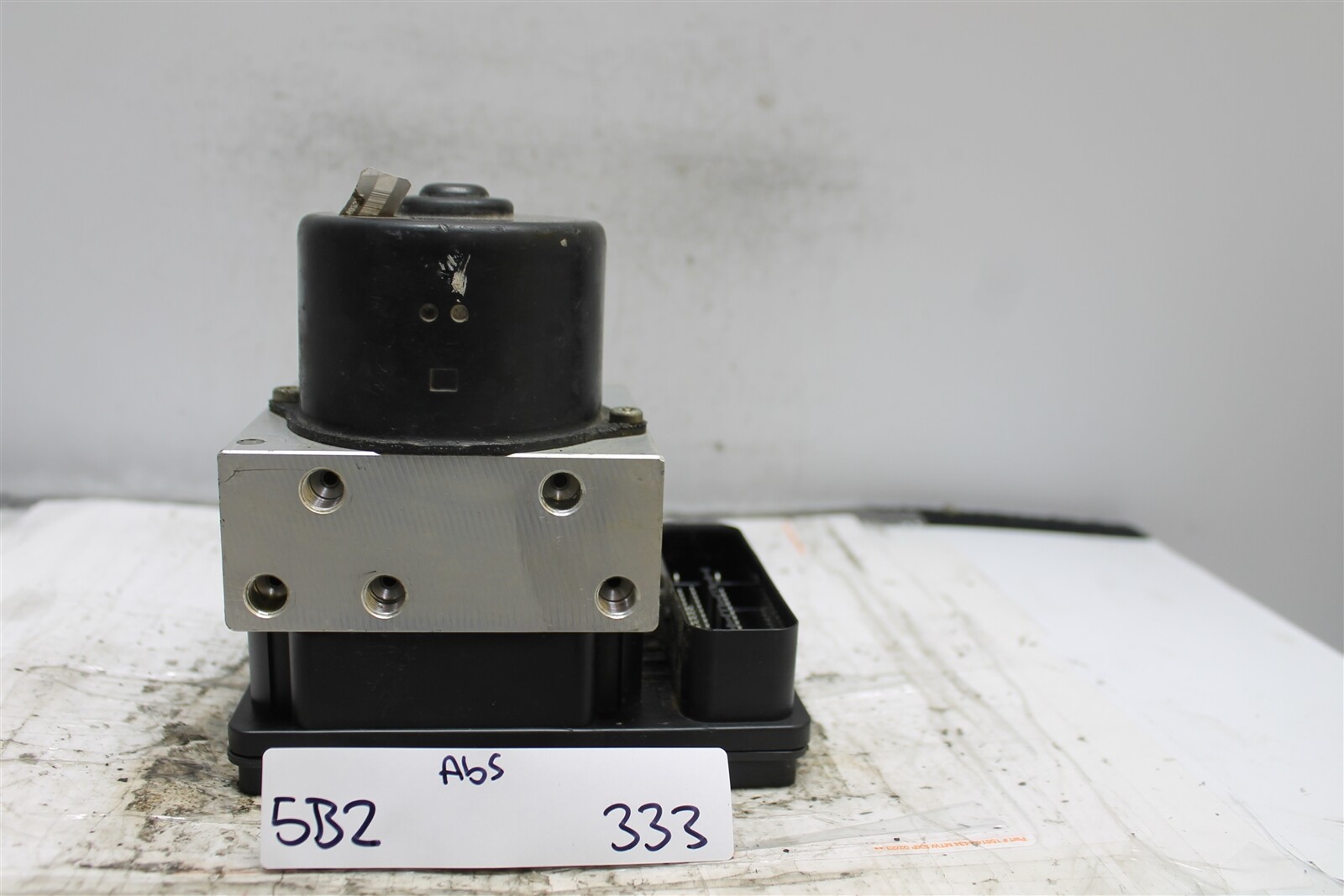 47660ZH000 Nissan Titan 2006 ABS AntiLock Brake Pump Control Module