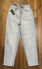 Wild Fable Women's Size 2 Super High Rise Tapered Jeans Light Wash