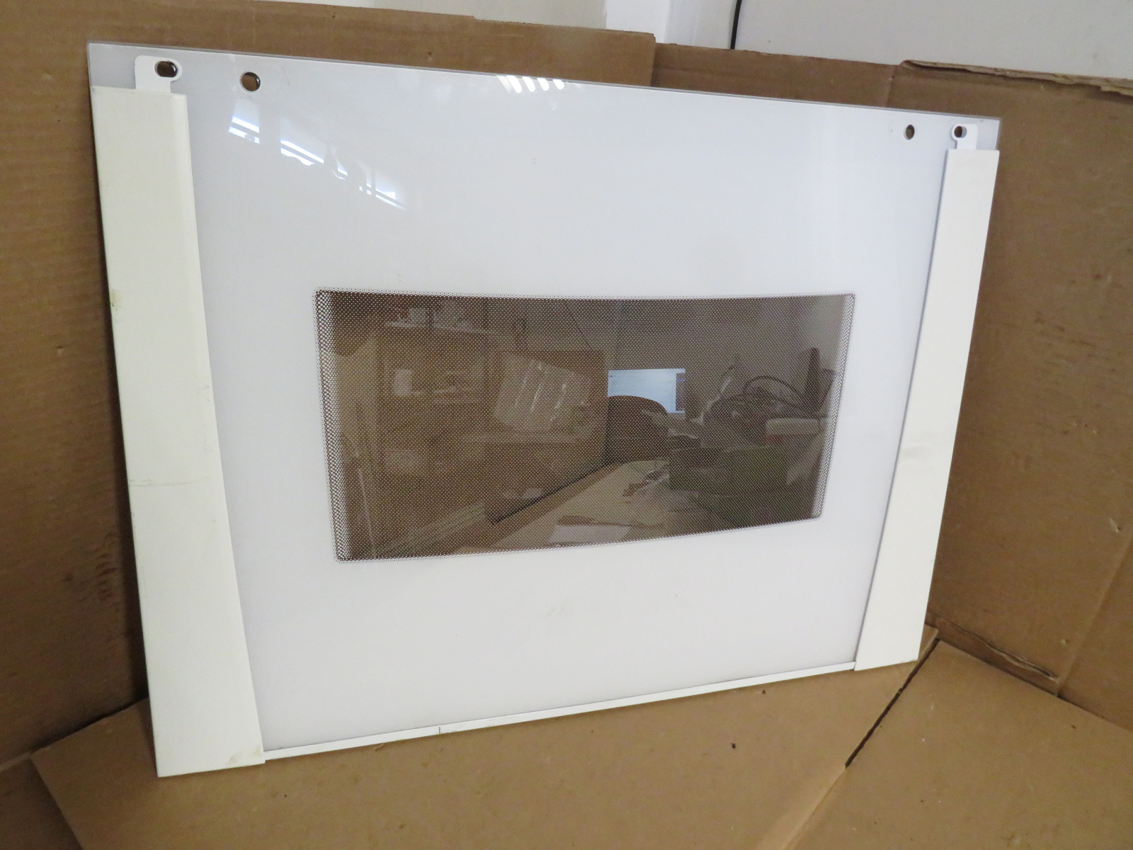 Whirlpool Double Oven Lower Door Glass Panel No Logo 8303306-image