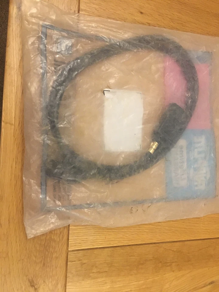 Tripp Lite, Power Extension Cord, 13A, 16AWG, 100V-250V, C13 - C14, 5FT P004-005 - Image 3 of 3