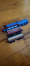 Ertl Thomas The Tank Engine Gordon with Special Coaches