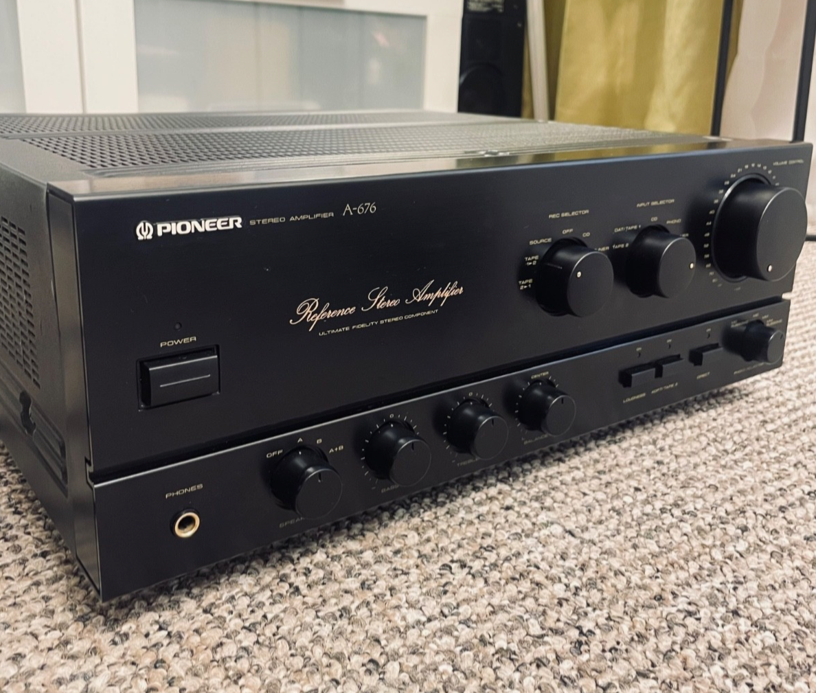 Pioneer A-676 made in Japan! Shipping possible via UPS or Fedex