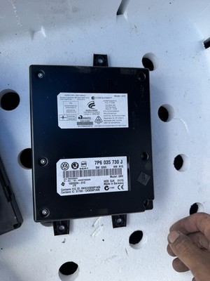 VW SKODA SEAT  BLUETOOTH ECU CONTROL MODULE 7P6035730J