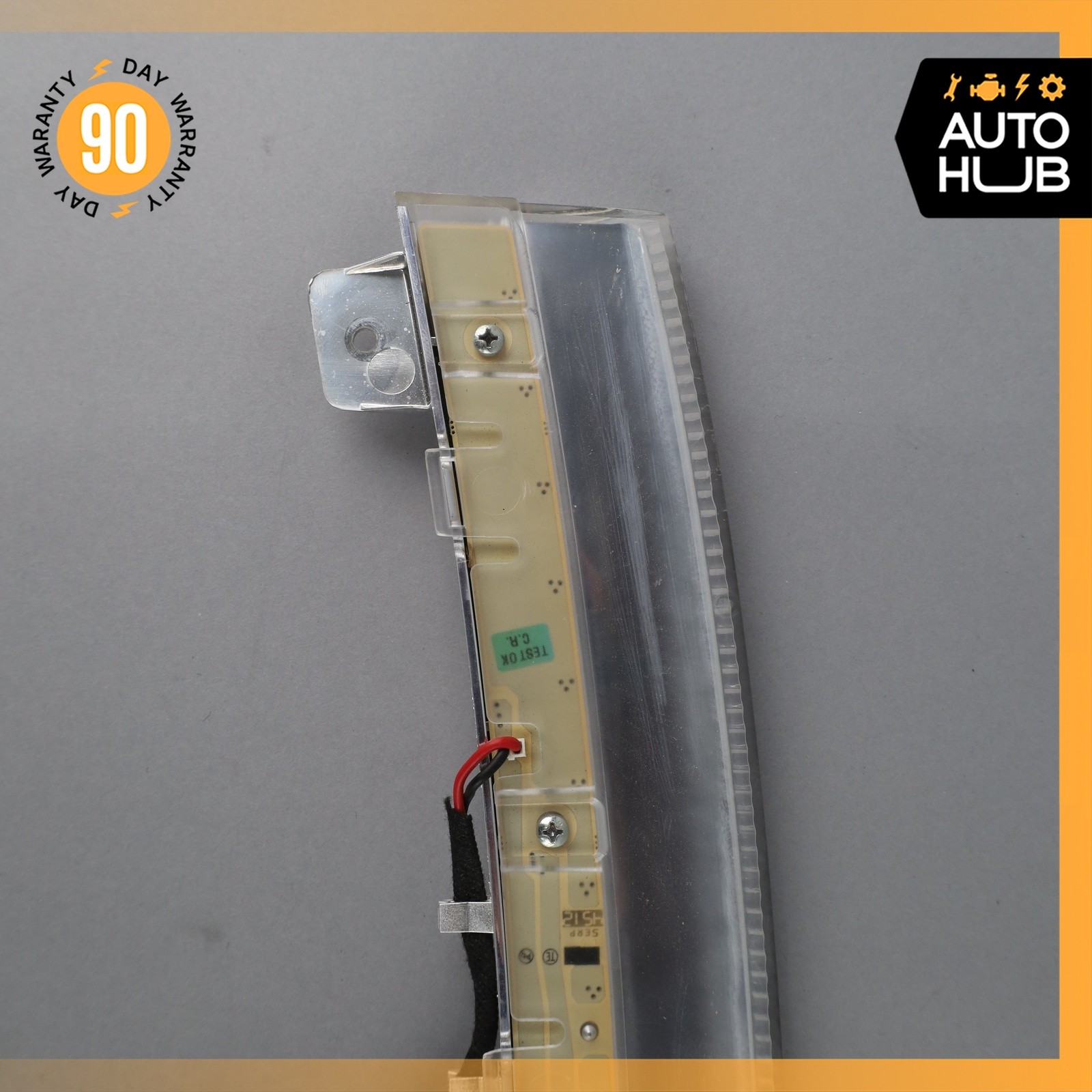 Maserati Quattroporte GTS 2014-2024 Center brake light