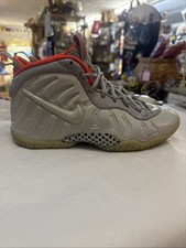 the Nike Little Posite Pro GS/Youth size in the 'Pure Platinum' colorway