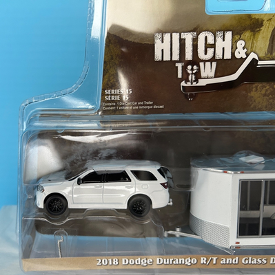 Greenlight Hitch & Tow 2018 White Dodge Durango R/T & Glass