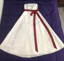 Wedding dress white with red ribbon, sleeveless, size 10, David's Bridal