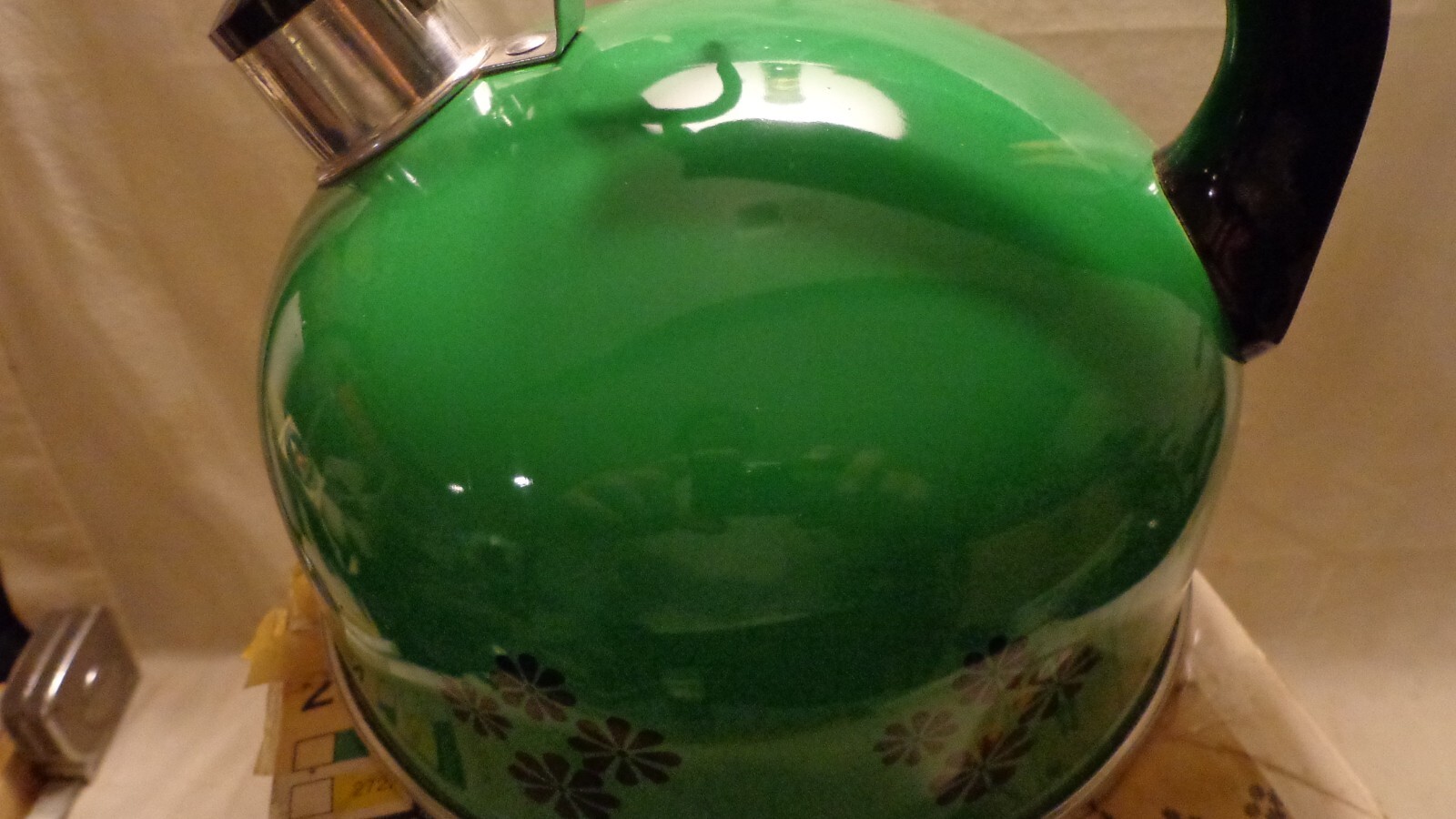 RARE VINTAGE REVERE WARE FIESTA TEA KETTLE ALUMINUM GREEN MINT 27221