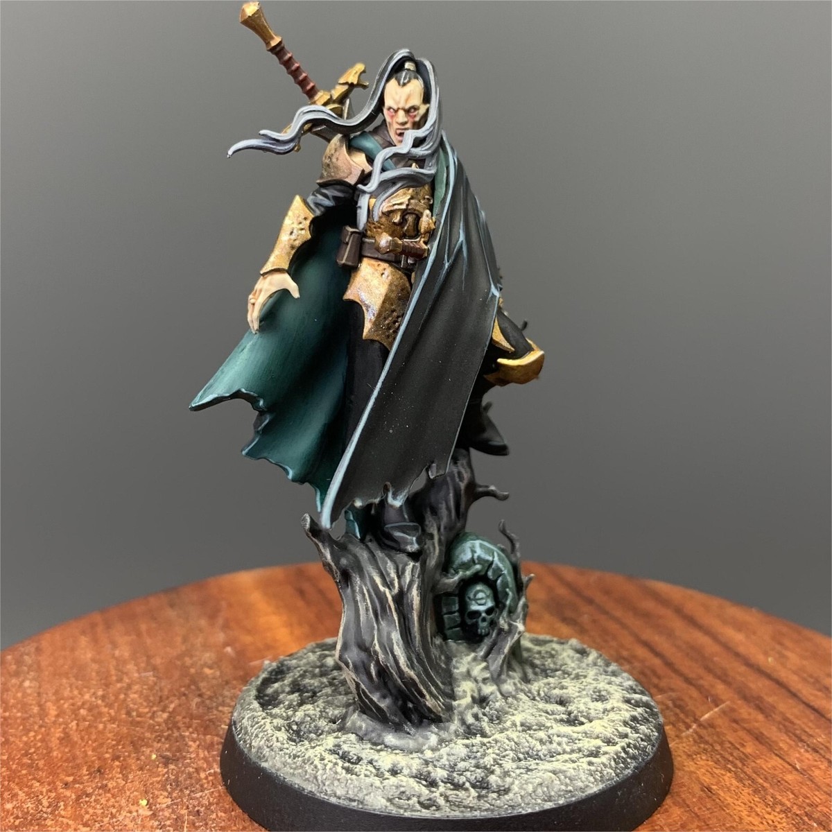 Cado Ezechiar -The Hollow King Soulblight Gravelords Warhammer AOS