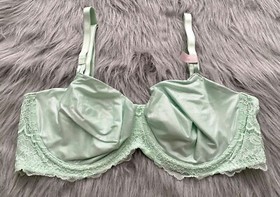 Victoria's Secret Dream Angels Green Shimmer Unlined Bra Thong Panty Set
