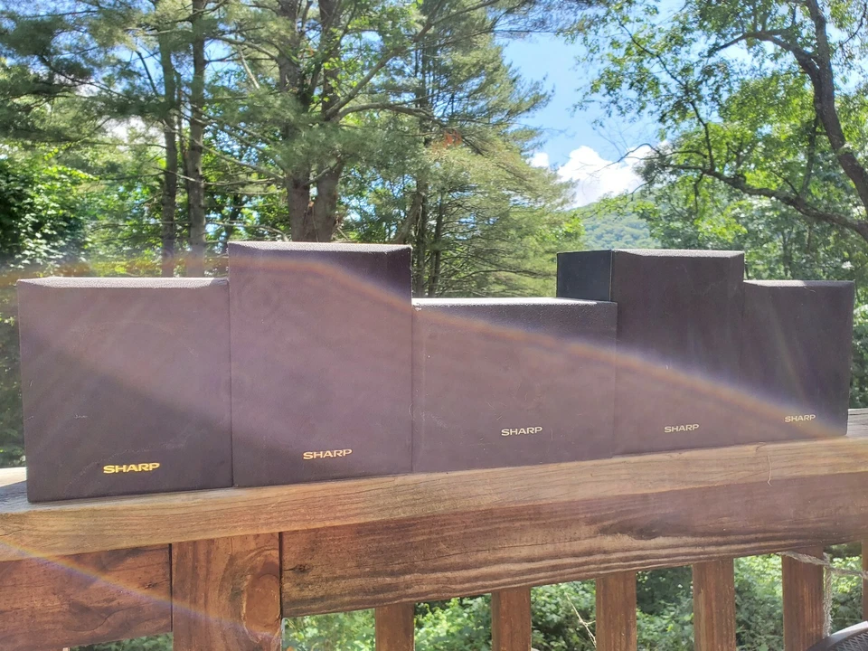 5 SHARP HT-DP-2500 Sharp Stereo System SPEAKERS - Image 3 of 3