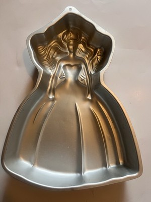 WILTON Barbie  1992 Cake Pan 2105-2551 (COULD MAKE PRINCESS OR ANGEL CAKE)