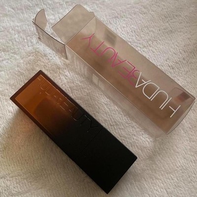 Huda Beauty Power Bullet Cream Glow Bossy Brown - Money Maker UVP 24£ Brandneu!