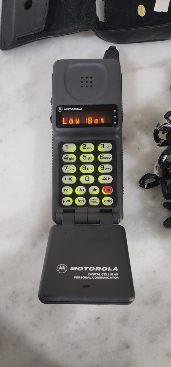 Vintage 90's Motorola Digital Personal Communicator Brick