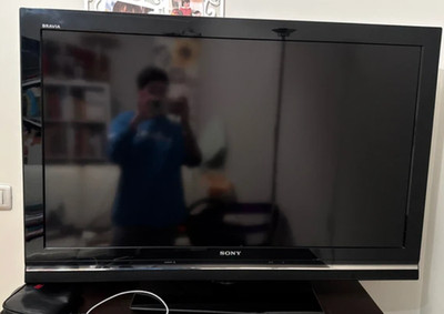 Sony Bravia TV KDL-44W5500 40'' HD 1920 x 1080 Gloss Black