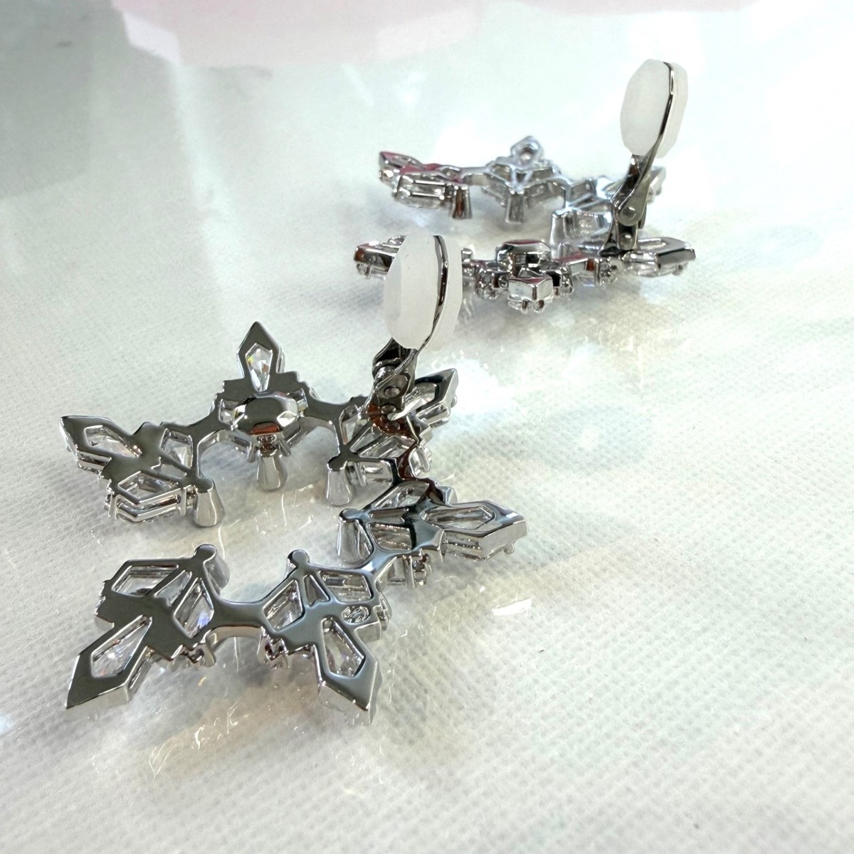 スワロフスキー SV925 Swarovski Idyllia Full Snowflake Statement Clip-On Earrings Silver