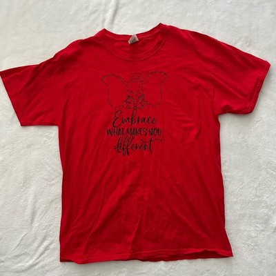 Disney T-Shirt Dumbo Adult Size Large Flying Elephant Red Graphic Tee
