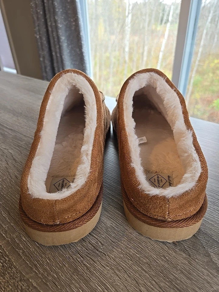 Zapatillas para hombre St. John's Bay marrón espuma viscoelástica talla grande (11-12) excelente estado Foto 3 de 4