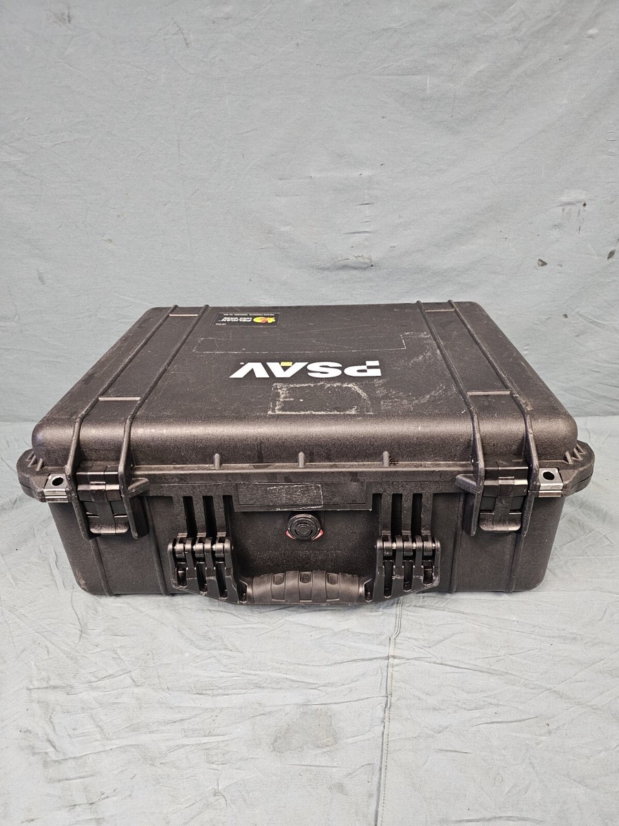 Pelican 1550 Protector case 20.7 × 17.2 × 8.4