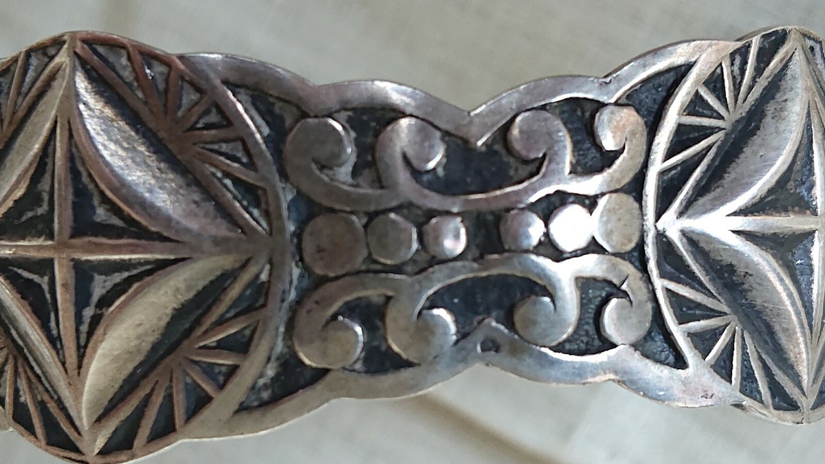 Bracelet Ancien Homme Du Pays Basque, Poinçon Argent - Occasion 'dans Son Jus'