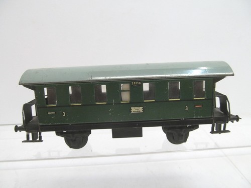 MES-47813	Trix Express H0 Blech Personenwagen mit Gebrauchsspuren, | Zustand: Gebraucht