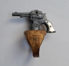 Vintage 1947 Lone Ranger Ring Six Shooter Pistol Kix Cereal Box Prize