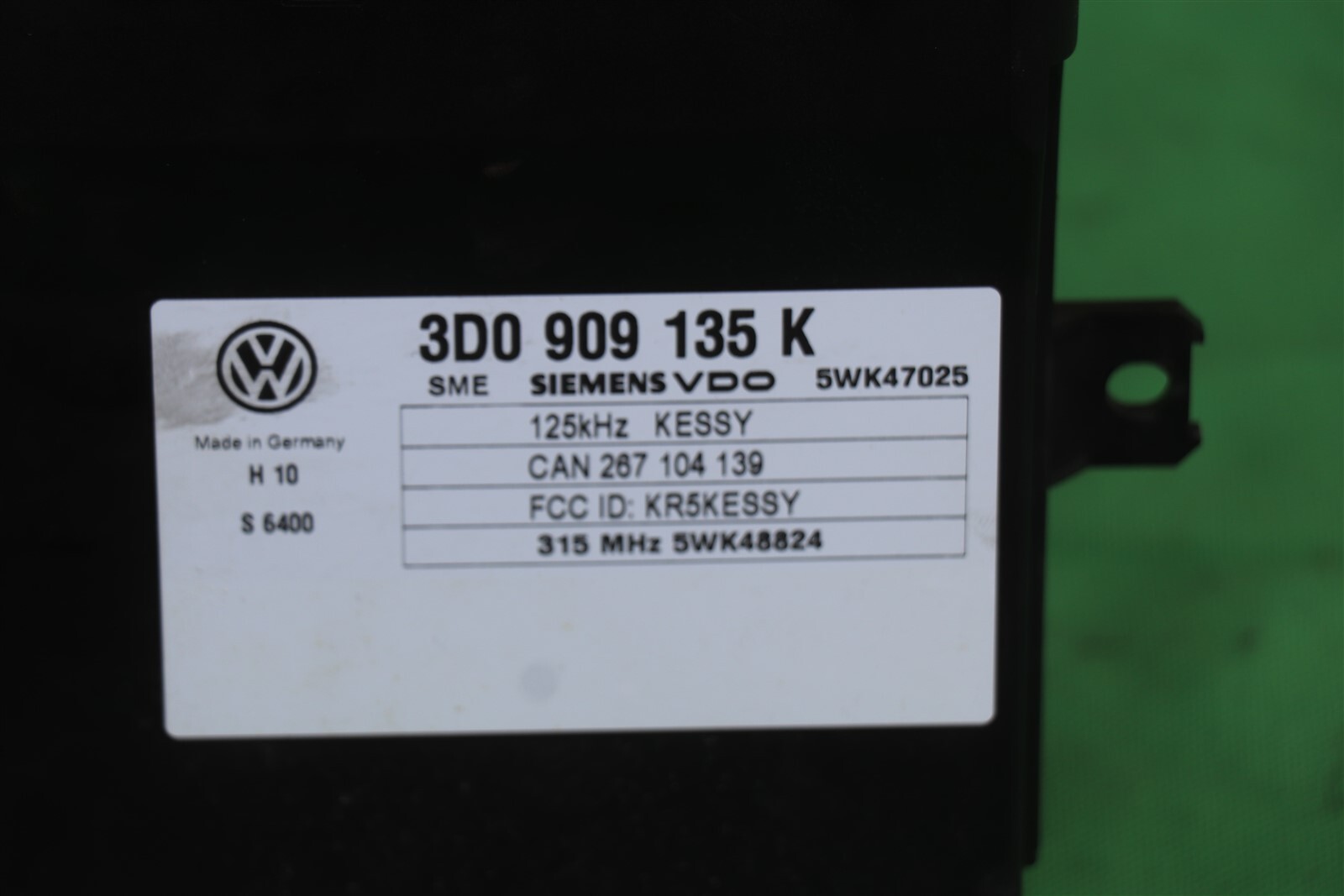 Keyless Entry Kessy Theft Locking Control Module Ecu Ecm 3d0909135K Bentley 