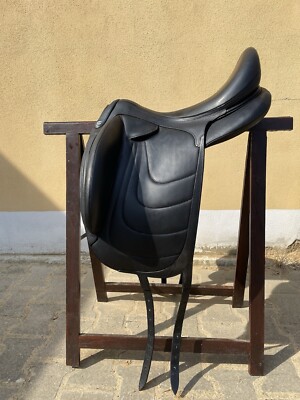 Dressursattel Devocoux Makila Harmonie 17,5/18 Zoll mit Sattelgurt