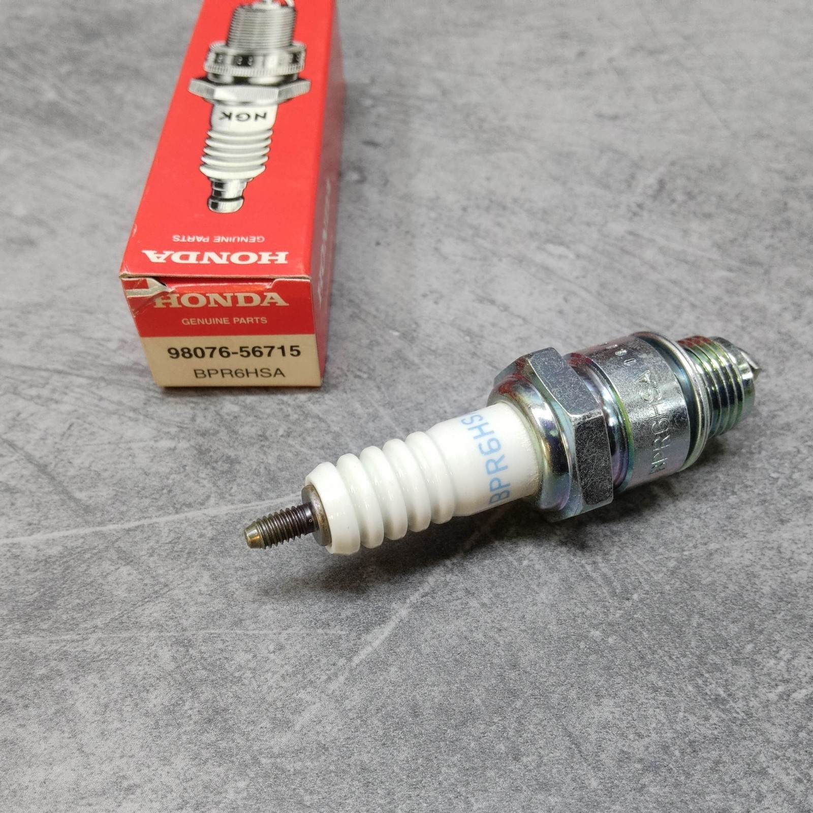 NGK spark plug type BPR6HSA SA50 Vision SH50 Scoopy NB50 HONDA 98076-56715
